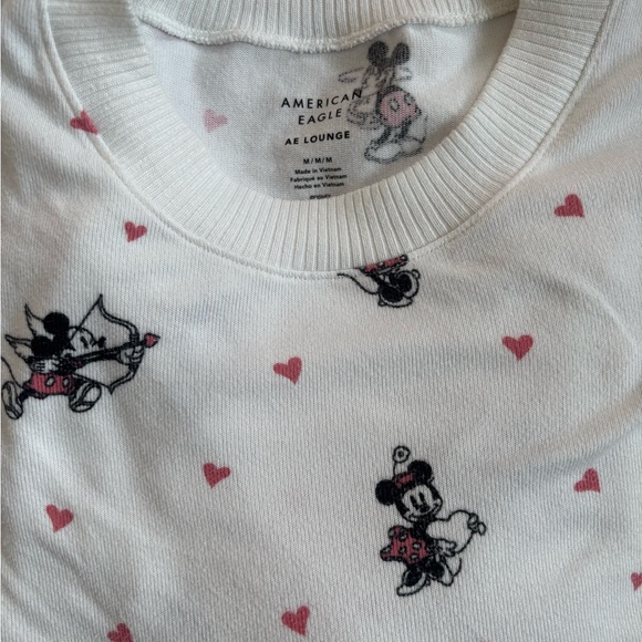 Mickey and Minnie Mouse Valentines PJs - Picture 2 of 4